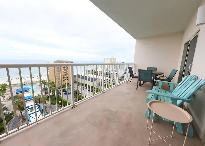 10th Floor Crystal Tower 2 Bedroom With 2 Outdoor Pools, Lazy River, Heated Indoor Pool, And Direct Access Gulf Shores