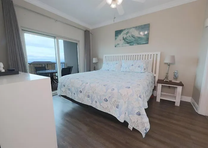 Apartment 10th Floor Crystal Tower 2 Bedroom With 2 Outdoor Pools, Lazy River, Heated Indoor Pool, And Direct Access Gulf Shores
